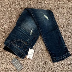 * NWT * Wit & Wisdom distressed skinny jeans